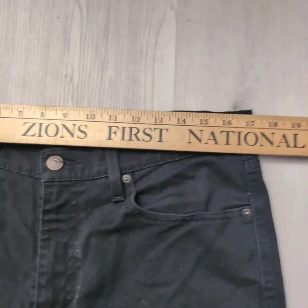 Levis 513 Jeans Mens Size 34 Black Slim Straight Denim Pants Black Leather Patch